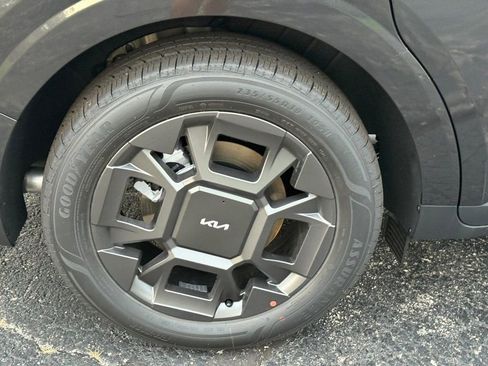 New 2026 Kia Carnival SX image 4