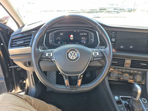 Used 2019 Volkswagen Jetta SEL FWD image 14