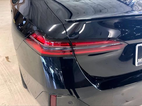 New 2027 BMW 530i RWD image 14