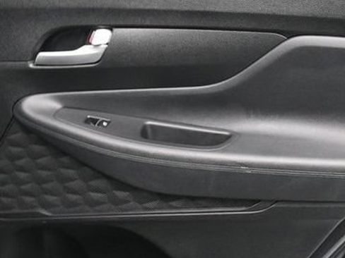 Used 2019 Hyundai Santa Fe SEL AWD/4WD image 15