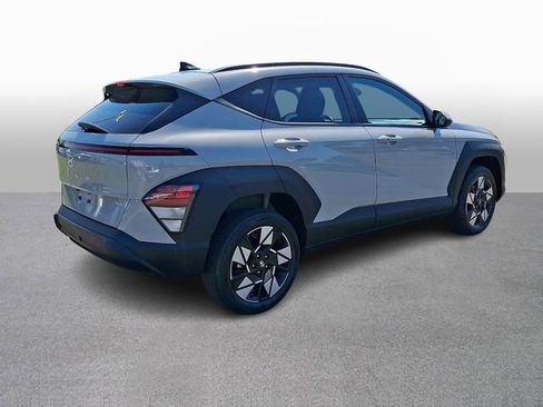 Used 2024 Hyundai Kona SEL AWD/4WD image 4