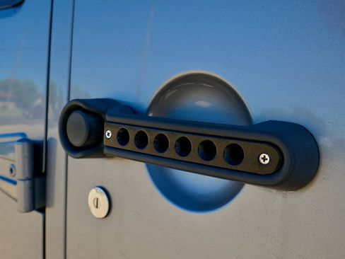 Used 2014 Jeep Wrangler Unlimited Sport w/ Quick Order Package 24S image 8