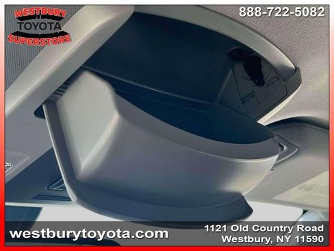 Used 2021 Toyota Camry XSE w/ Navigation Upgrade Package FWD image 30