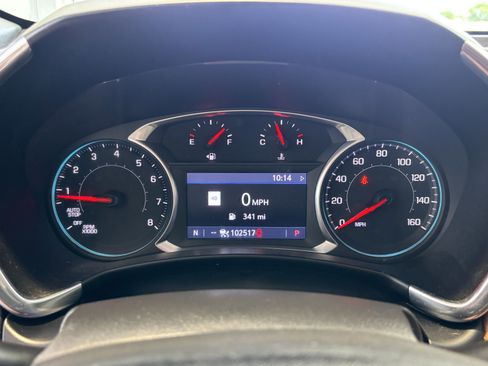 Used 2021 Chevrolet Equinox Premier AWD/4WD image 9
