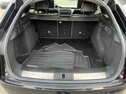 Used 2018 Land Rover Range Rover Velar R-Dynamic HSE image 15