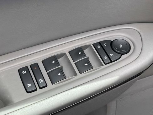 Used 2016 Chevrolet Traverse LTZ AWD/4WD image 15