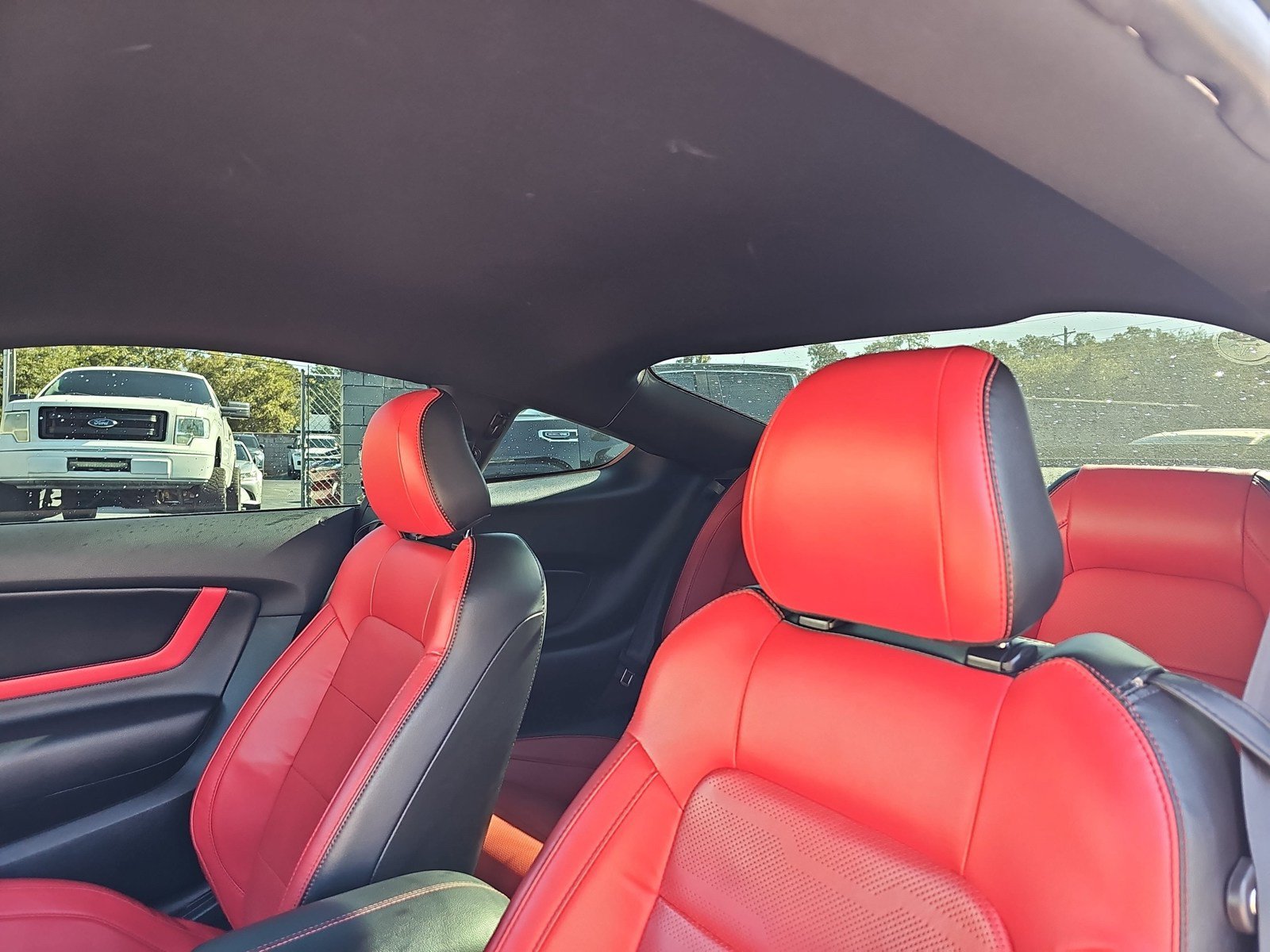 Used 2022 Ford Mustang GT Premium w/ Equipment Group 401A RWD image 13