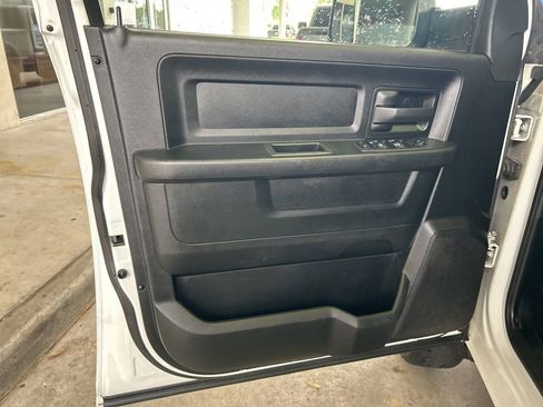 Used 2022 RAM 3500 Tradesman w/ Chrome Appearance Group image 10