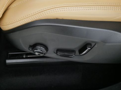 Used 2022 Volvo XC90 T6 Inscription w/ Lounge Package image 20