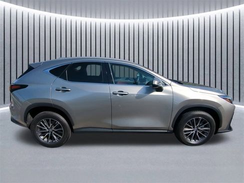 Used 2023 Lexus NX 250 FWD w/ Premium Package image 4