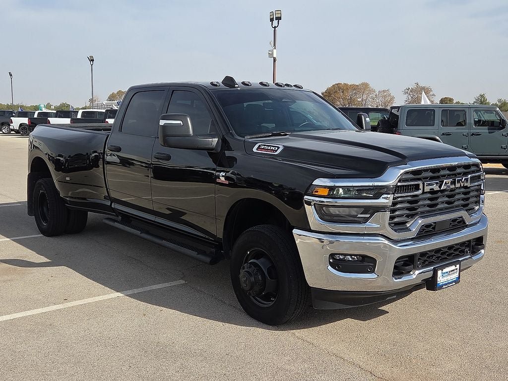Used 2025 RAM 3500 Tradesman AWD/4WD image 7