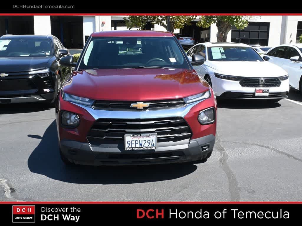 Used 2023 Chevrolet TrailBlazer LS FWD image 2