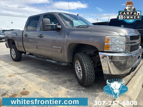 Used 2013 Chevrolet Silverado 2500 LT AWD/4WD image 2