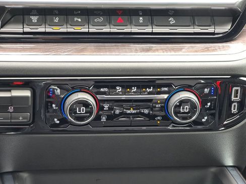 New 2025 Chevrolet Silverado 2500 LTZ w/ Trail Boss Package image 37