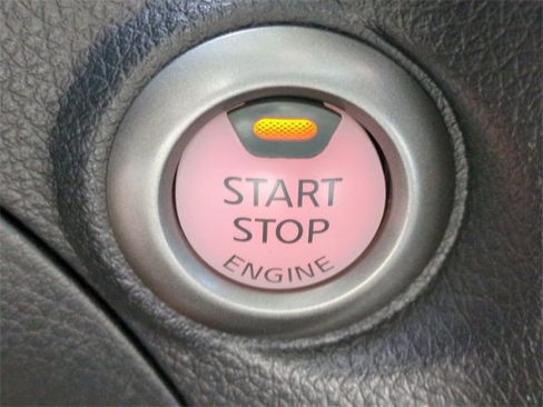 Used 2019 Nissan Sentra SR image 33