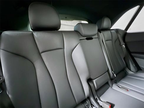 New 2026 Audi Q8 Premium Plus image 27