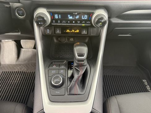 Used 2024 Toyota RAV4 SE w/ Weather & Moonroof Package AWD/4WD image 20