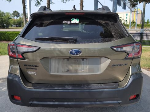 Used 2024 Subaru Outback Onyx Edition image 9