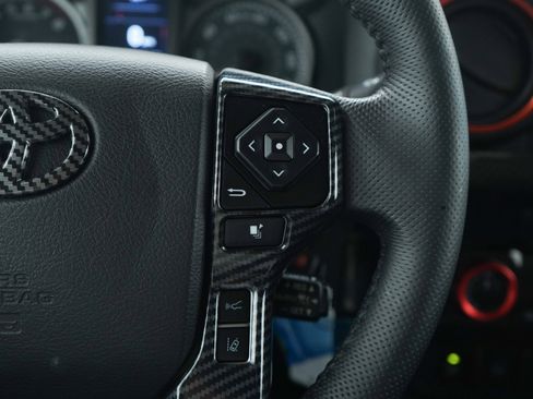 Used 2021 Toyota Tacoma SR5 w/ Trail Edition image 25