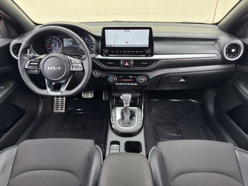 Used 2024 Kia Forte GT-Line FWD image 11