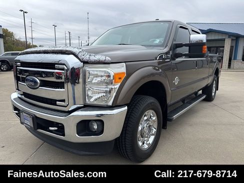 Used 2015 Ford F250 Lariat w/ Chrome Package image 4
