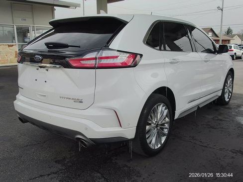 Used 2020 Ford Edge Titanium w/ Equipment Group 301A AWD/4WD image 3