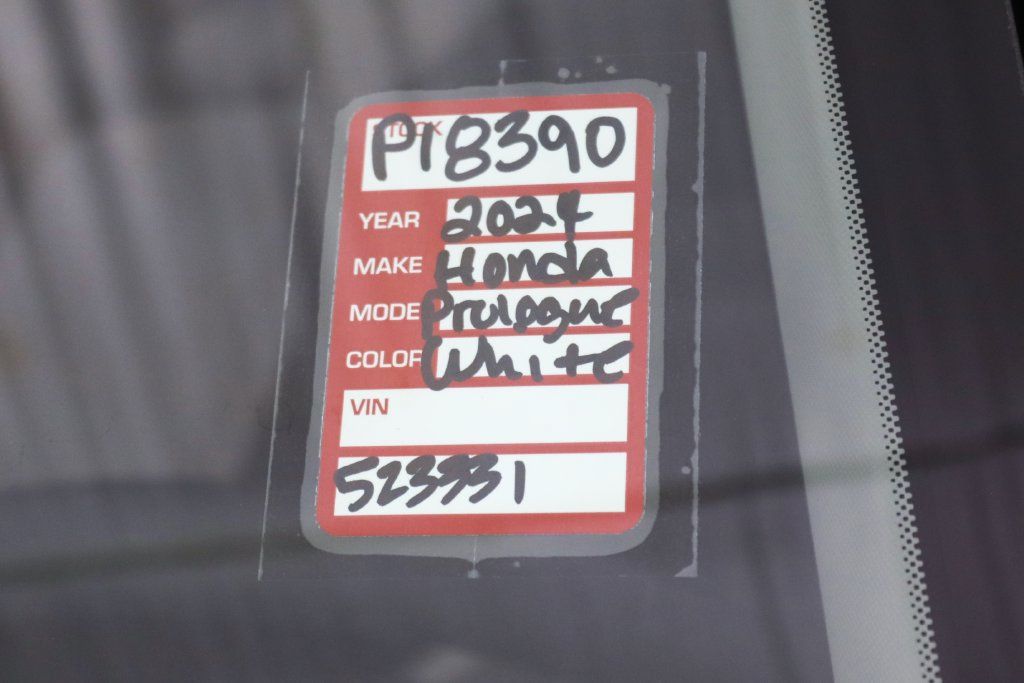 Used 2024 Honda Prologue EX image 26