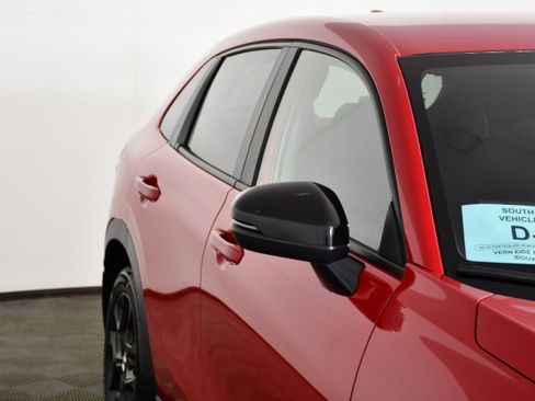 Certified 2025 Honda HR-V Sport image 14