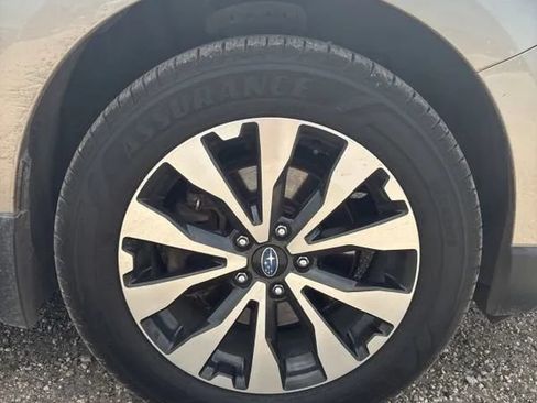 Used 2015 Subaru Outback 3.6R Limited AWD/4WD image 20
