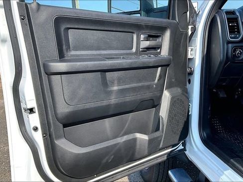 New 2024 RAM 5500 Tradesman w/ Chrome Appearance Group AWD/4WD image 13
