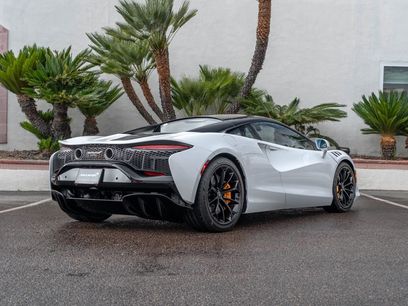 New 2026 McLaren Artura