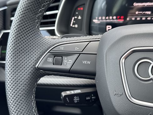 New 2026 Audi SQ8 Premium Plus AWD/4WD image 33