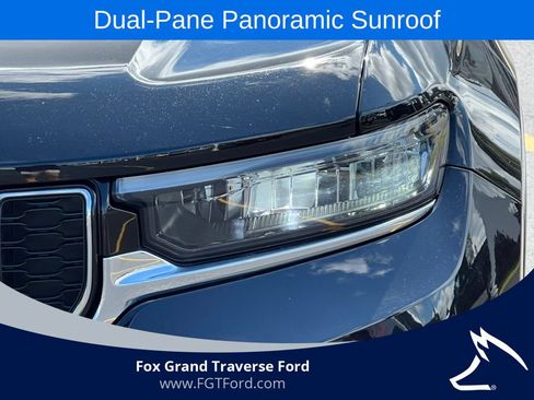 Used 2022 Jeep Grand Cherokee Limited AWD/4WD image 34