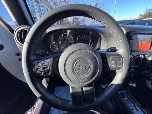 Used 2016 Jeep Wrangler Sport image 13