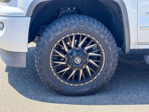 Used 2017 GMC Sierra 1500 Denali AWD/4WD image 7