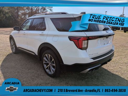 Used 2025 Ford Explorer Platinum w/ Ultimate Package AWD/4WD image 6