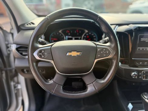 Used 2019 Chevrolet Traverse LT FWD image 7