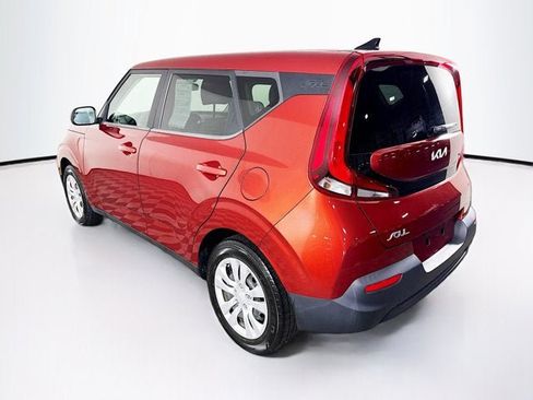 Used 2022 Kia Soul LX FWD image 7