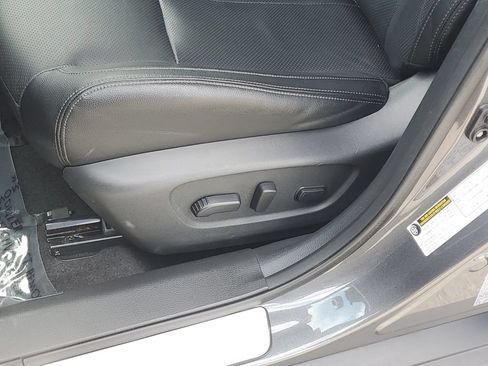 Used 2019 Nissan Rogue SL w/ Premium Package FWD image 26