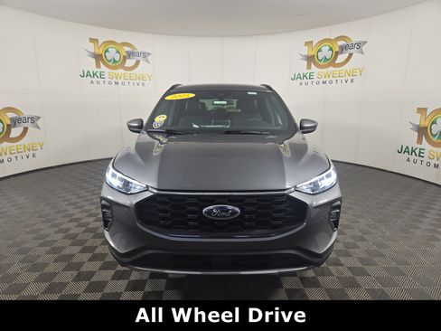 Used 2025 Ford Escape ST-Line Select image 2