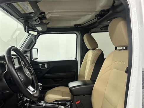 Used 2018 Jeep Wrangler Unlimited Sahara w/ Dual Top Group image 12