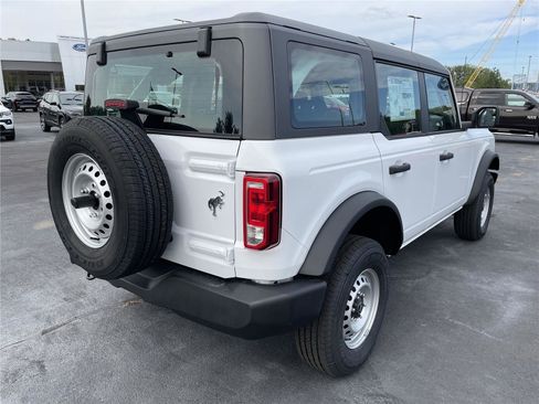 New 2025 Ford Bronco 4-Door AWD/4WD image 7