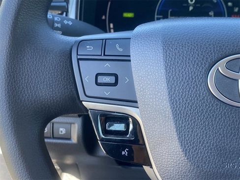 Certified 2025 Toyota Camry LE image 24