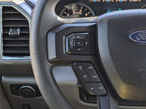 Used 2016 Ford F150 XLT image 24