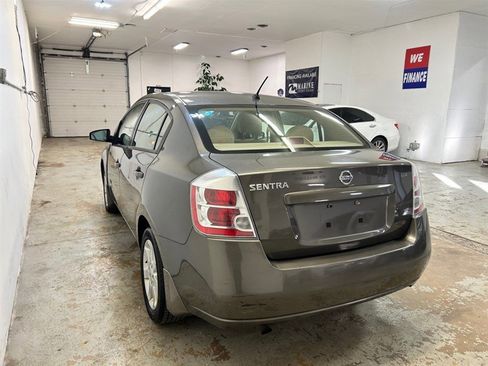 Used 2009 Nissan Sentra 2.0 S FE+ w/ Convenience Plus Pkg image 5