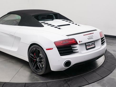 Used 2015 Audi R8 V8 image 14