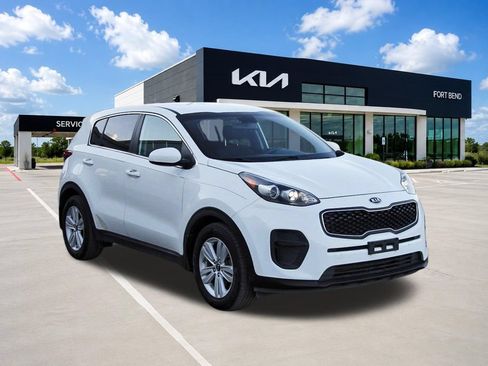 Used 2018 Kia Sportage LX FWD image 3