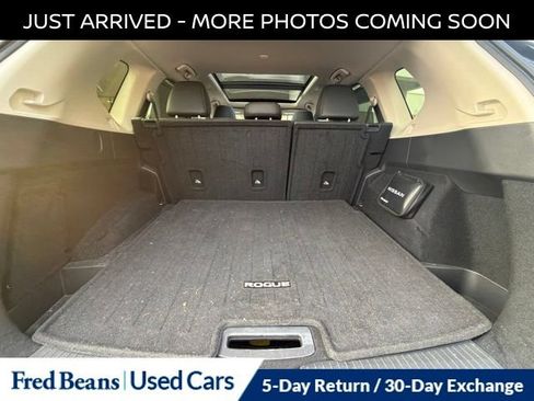 Certified 2023 Nissan Rogue SV w/ SV Premium B Package AWD/4WD image 14