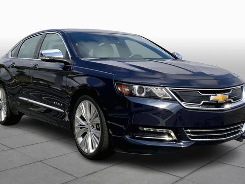 Used 2019 Chevrolet Impala Premier w/ Premier Confidence Package image 2