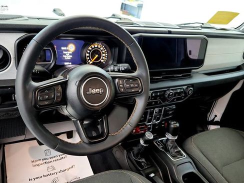 Used 2024 Jeep Wrangler Unlimited Sport AWD/4WD image 22